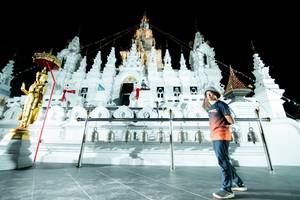 BIB: 
                            <button type="button" onclick="openModal(22454405)" class="btn btn-primary btn-sm float-right btn-popup" data-toggle="modal" data-target=".modal-high-quality">
                        <i class="fas fa-shopping-cart"></i> Add to Cart
                    </button>
                                            <button type="button" onclick="isThisMe(22454405, true)" class="btn btn-success btn-sm float-right btn-popup btn-isme hidden" data-toggle="tooltip" data-placement="bottom" title="นี่คือรูปของคุณใช่ไหม คลิกที่นี่เพื่อเอาเข้าอัลบั้ม">
                        <i class="fas fa-plus"></i> Add to album
                    </button>
                    <button type="button" onclick="isThisMe(22454405, false)" class="btn btn-warning btn-sm float-right btn-popup btn-isnotme hidden">
                        <i class="fas fa-ban"></i> Remove from album
                    </button>